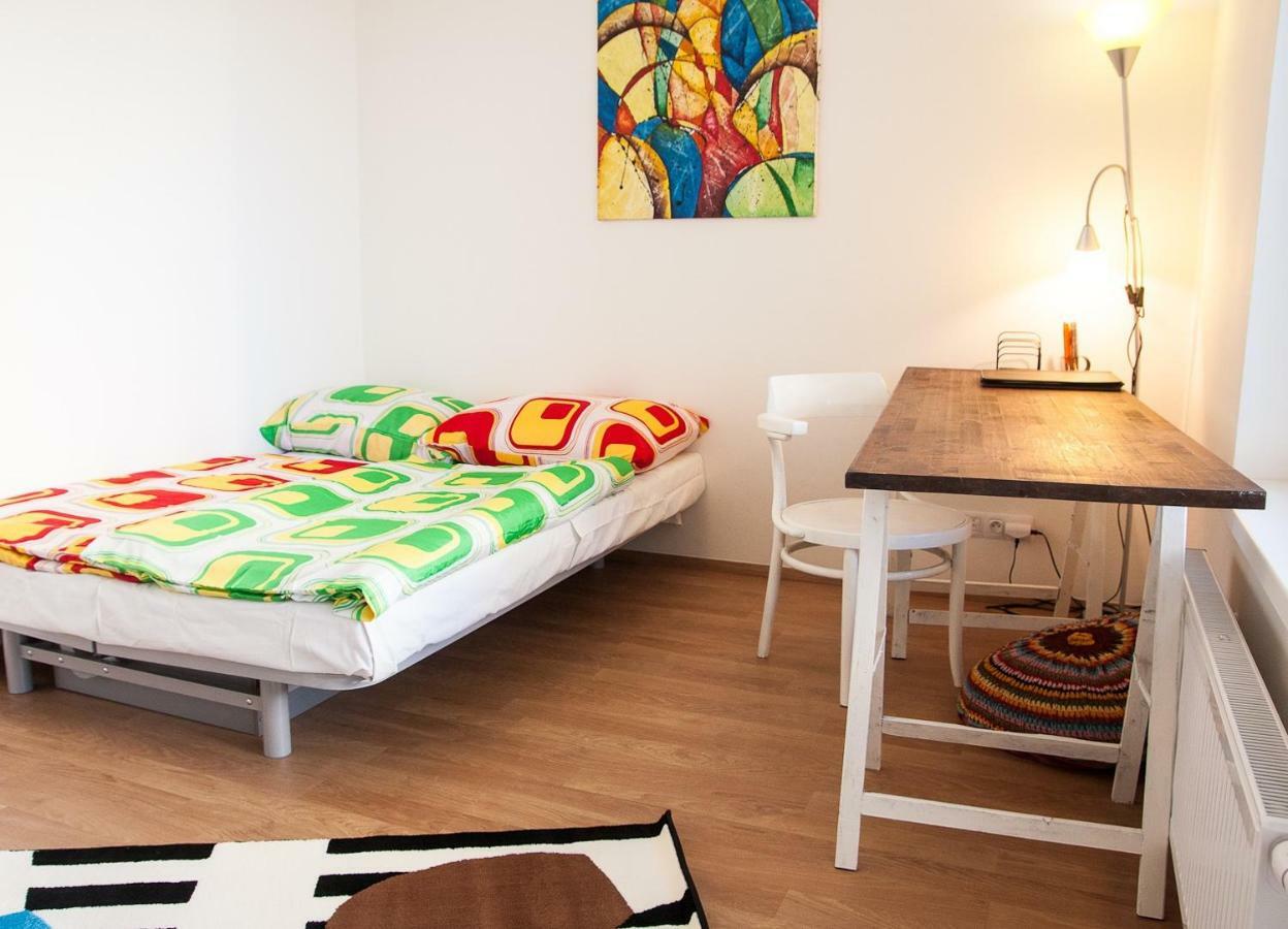 Prostorny 3 Pokojovy Apartman S Dvema Terasami Prag Exterior foto